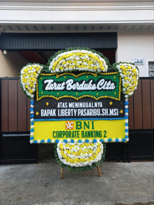 Papan Bunga Duka di Cinangsi